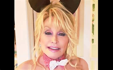 dolly parton in a bathing suit|Celebrities who posed for Playboy